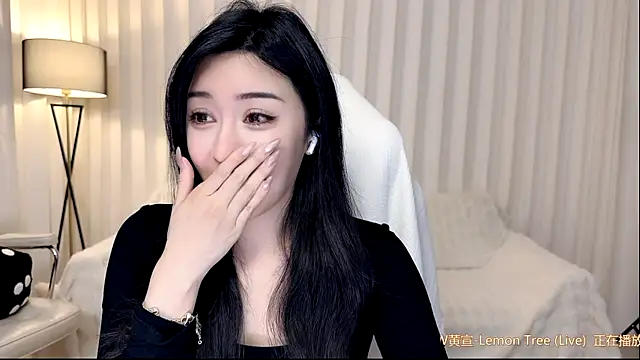 K-moumou online show from 02.13.26