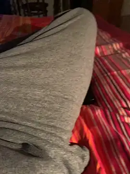 Snapshot of solomec chatting on 12.26.24 solomec online show from 12.26.24