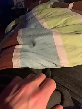 Snapshot of solomec chatting on 02.13.25 solomec online show from 02.13.25