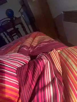 Snapshot of solomec chatting on 02.24.25 solomec online show from 02.24.25