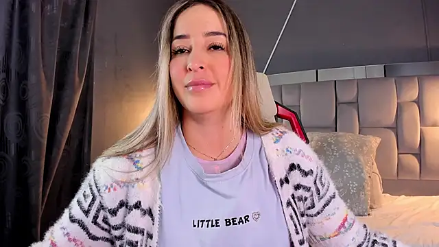 Snapshot of AliceSteel12 chatting on 01.29.25 AliceSteel12 online show from 01.29.25