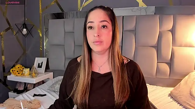 Snapshot of AliceSteel12 chatting on 10.14.25 AliceSteel12 online show from 10.14.25