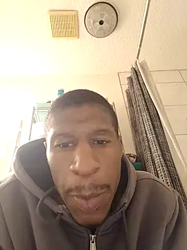 Snapshot of willywonka7793 chatting on 01.08.25 willywonka7793 online show from 01.08.25