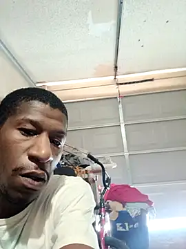 Snapshot of willywonka7793 chatting on 03.10.25 willywonka7793 online show from 03.10.25