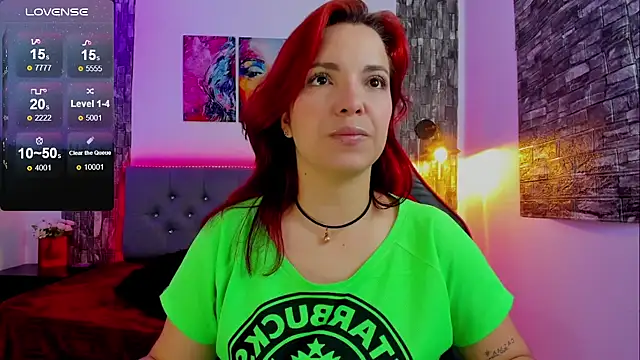 Snapshot of tatiana_sc chatting on 02.19.25 tatiana sc online show from 02.19.25