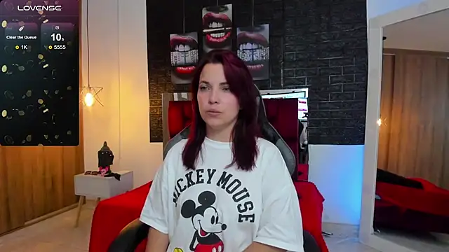 Snapshot of tatiana_sc chatting on 03.15.25 tatiana sc online show from 03.15.25