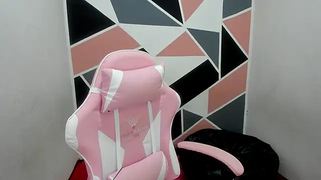 Carol Pinter online show from 11.11.25