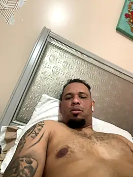 Snapshot of kelin17 chatting on 09.27.25 kelin17 online show from 09.27.25