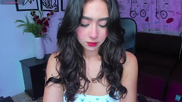 Danielacossio online show from 02.25.25