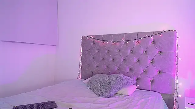 Snapshot of _kimtorres__ chatting on 01.19.25 kimtorres online show from 01.19.25