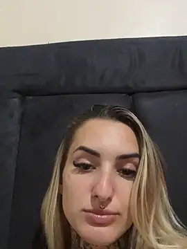 hotskinny1 online show from 03.05.25