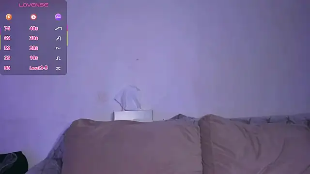 Snapshot of AdellaLoveX chatting on 07.18.26 AdellaLoveX online show from 07.18.26