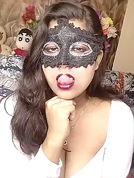 Hottyalia online show from 01.08.25