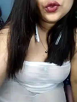 Hottyalia online show from 02.07.25