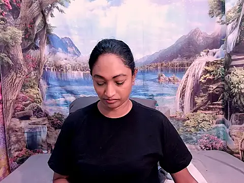 Snapshot of indianspicey chatting on 11.15.25 indianspicey online show from 11.15.25