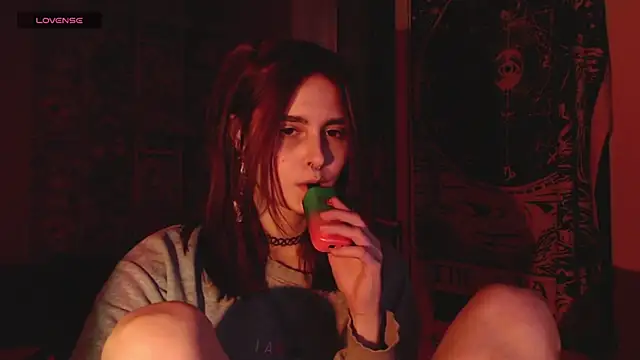 scarlettharrison09 online show from 10.30.25