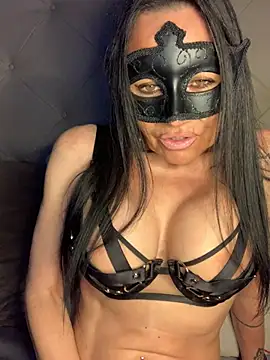 vicvictoriax online show from 03.04.25