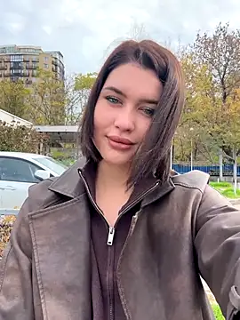 KikiWatson online show from 10.24.25