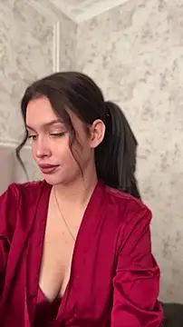 KikiWatson online show from 05.02.26
