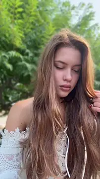KikiWatson online show from 06.16.26