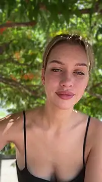 KikiWatson online show from 08.07.26