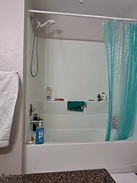 thatonespicychick online show from 03.21.25