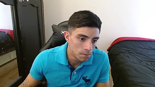 Snapshot of kv___xxx_ chatting on 10.11.25 kv   xxx  online show from 10.11.25