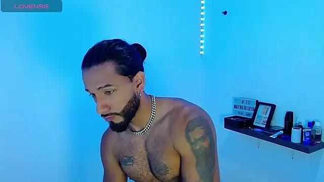  jhon connor  online show from 09.24.25