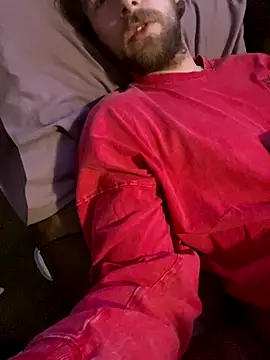 Snapshot of thismybody chatting on 12.20.25 thismybody online show from 12.20.25