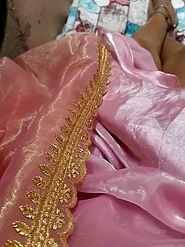 Snapshot of sneha_telugu_girl chatting on 01.01.25 sneha telugu girl online show from 01.01.25