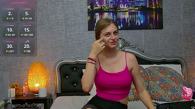 Snapshot of AdissonLane chatting on 02.01.25 AdissonLane online show from 02.01.25