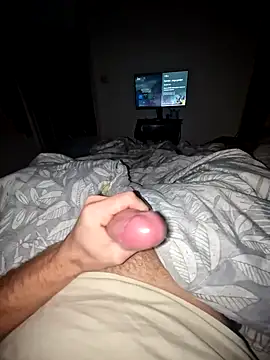 Snapshot of Landryyyyy chatting on 12.23.24 Landryyyyy online show from 12.23.24