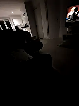 Snapshot of Landryyyyy chatting on 12.28.24 Landryyyyy online show from 12.28.24