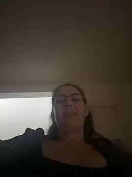 Snapshot of uber_babe chatting on 12.24.24 uber babe online show from 12.24.24