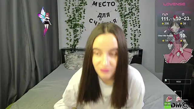 Snapshot of xAngel_Bunny_x chatting on 10.27.25 xAngel Bunny x online show from 10.27.25