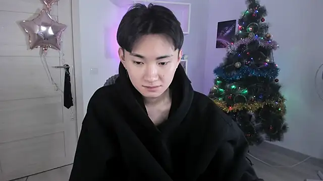 Snapshot of Miram_Yu chatting on 01.02.25 Miram Yu online show from 01.02.25