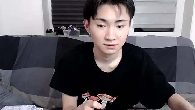 Snapshot of Miram_Yu chatting on 01.18.25 Miram Yu online show from 01.18.25