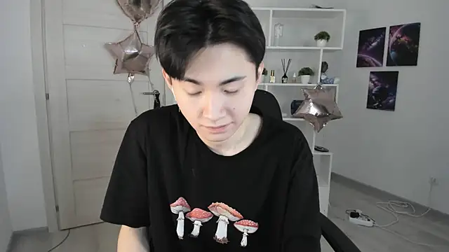 Snapshot of Miram_Yu chatting on 01.22.25 Miram Yu online show from 01.22.25