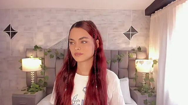 HannaRhodes online show from 01.25.25