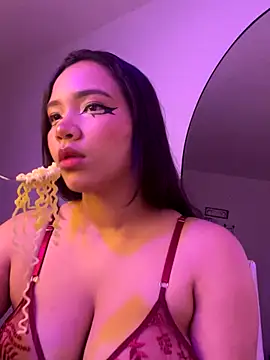 MadelineBenet online show from 01.08.26