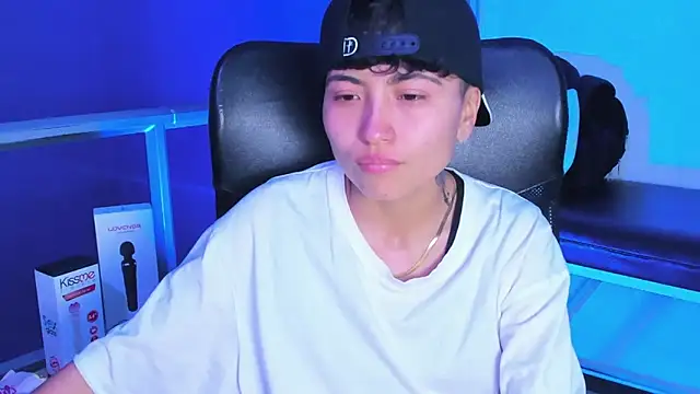 Im Mathias online show from 12.18.25