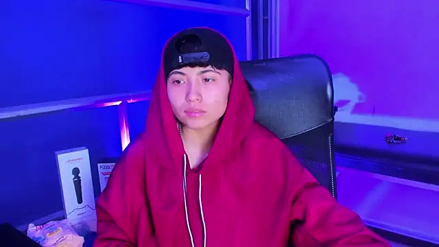 Im Mathias online show from 12.19.25