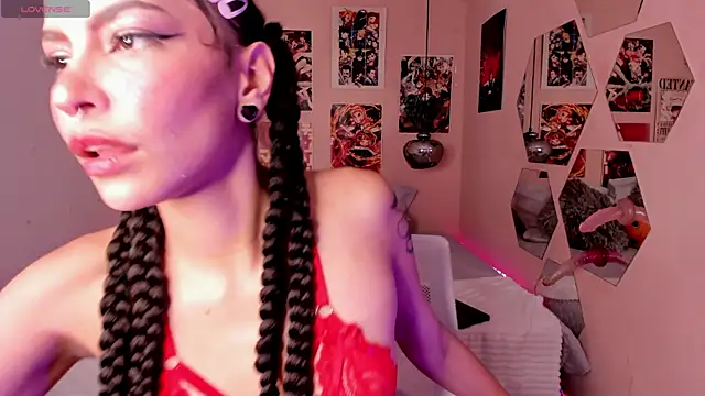 Luna-Chann online show from 02.08.25