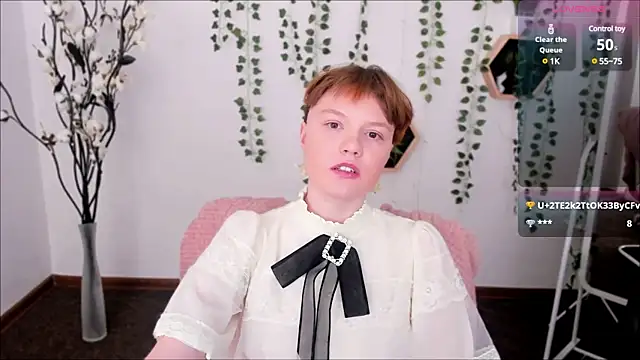 DreamyLuna online show from 01.19.25