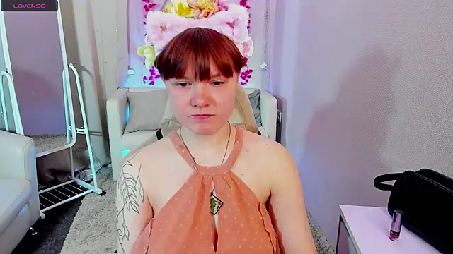 DreamyLuna online show from 11.07.25