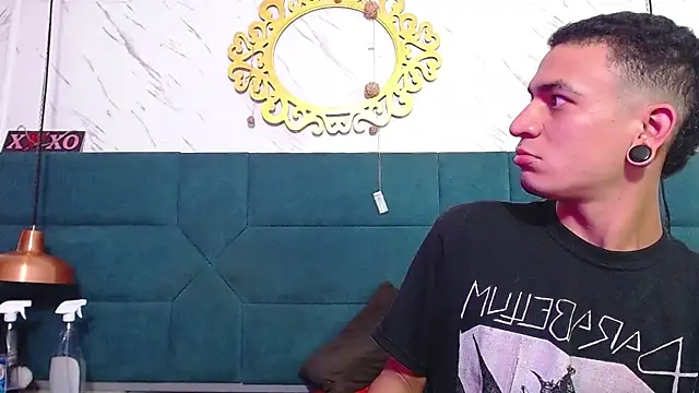 salome daniel online show from 02.26.25