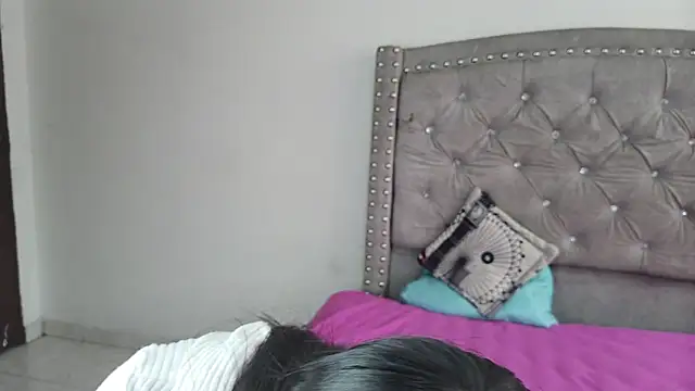 Snapshot of Nesuko_kamado_ chatting on 09.17.25 Nesuko kamado online show from 09.17.25