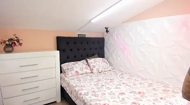 Snapshot of Zara_Jackson chatting on 01.26.25 Zara Jackson online show from 01.26.25