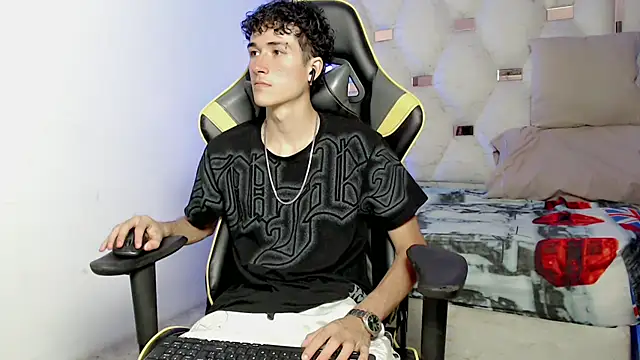 johnny cagee online show from 09.19.25