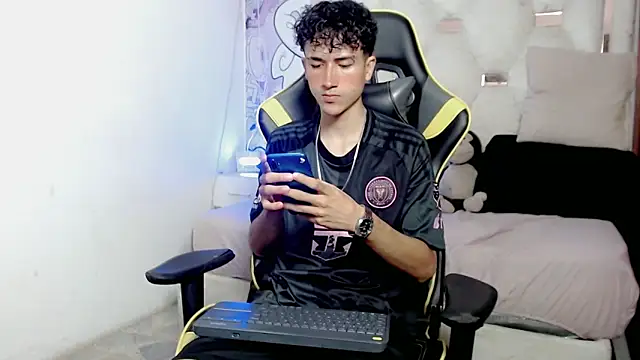 johnny cagee online show from 01.07.26